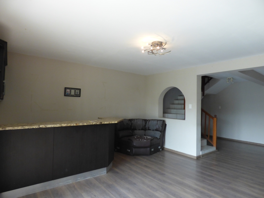 4 Bedroom Property for Sale in West Bank Eastern Cape